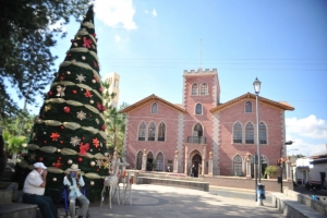 Con medidas sanitarias, en Jacona celebran la Navidad