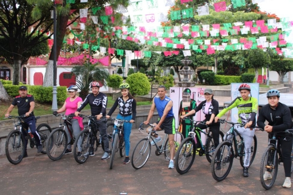 Paseo Familiar en Bici (Rodada Ciclista) de Fiestas Patrias