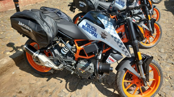 Para fortalecer las acciones de seguridad en el municipio se recibieron tres motocicletas por medio del programa Fortapaz