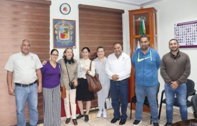 Reunión con habitantes del fraccionamiento Resurrección y con vecinos de la colonia Antorcha Campesina