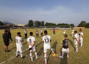 Arrancó Torneo de Liga de Fútbol 2020-2021 en campos “Amado Nervo” Jacona